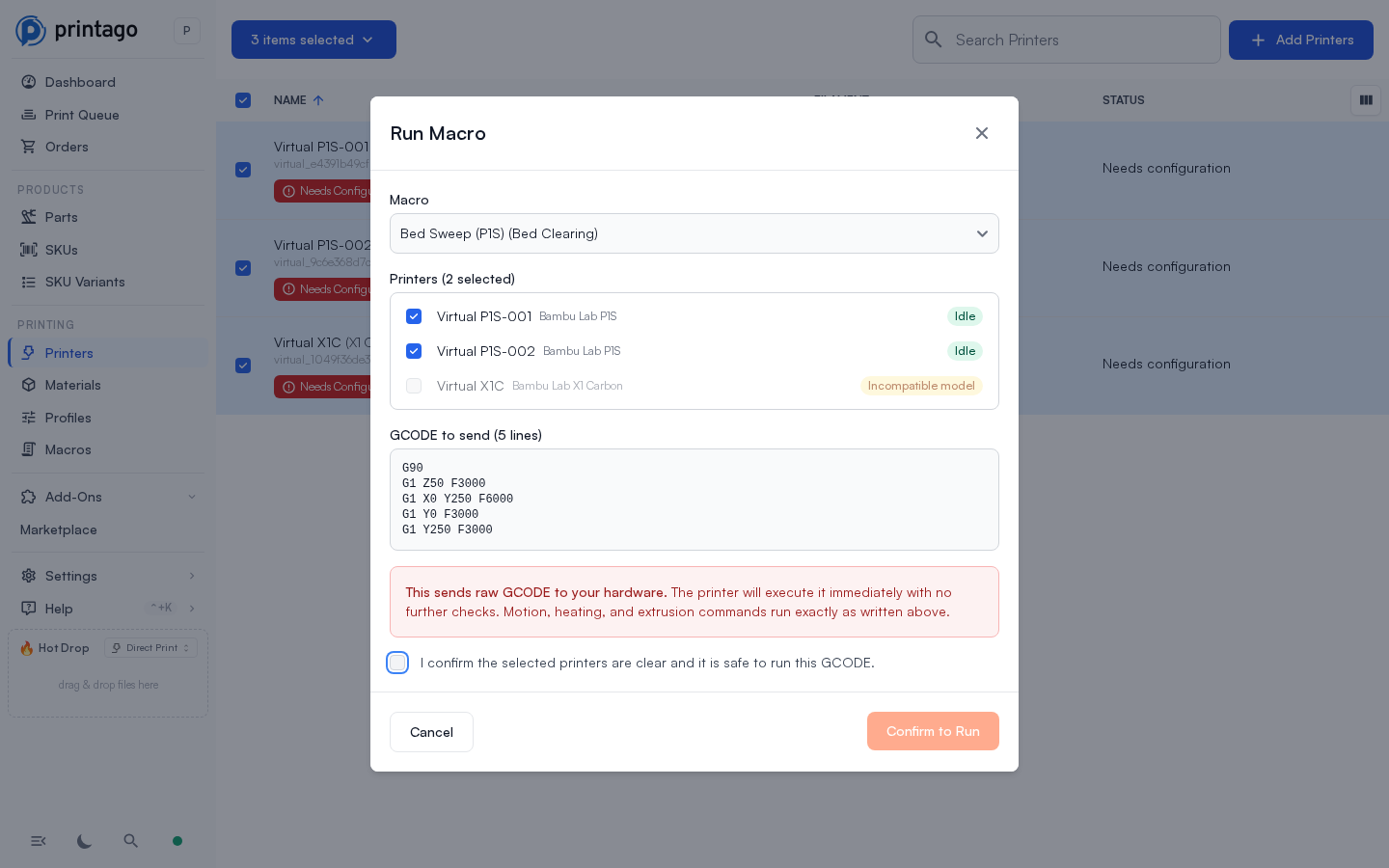 The Run Macro dialog with a macro picker, two idle printers and one flagged as an incompatible model, the GCODE preview, a raw GCODE warning, and the confirmation checkbox